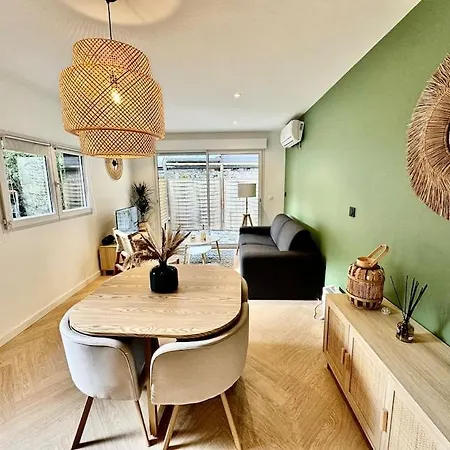 Sauna & Balneo Au Coeur De Apartamento *